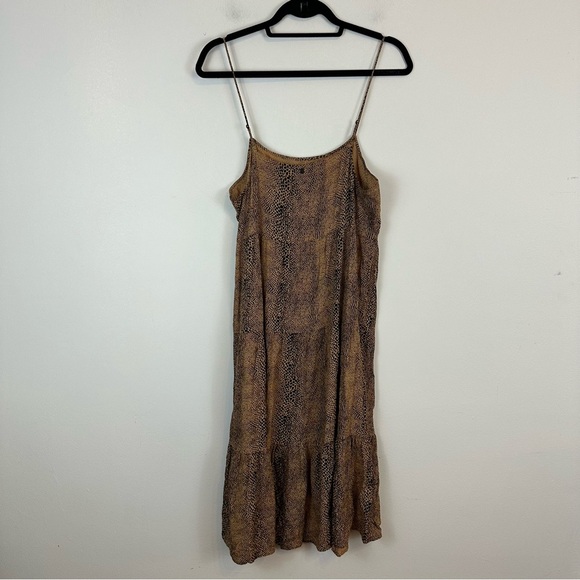 Volcom | Women's Snakedown Animal Print Tiered Midi Dress Size Small - Picture 6 of 6
